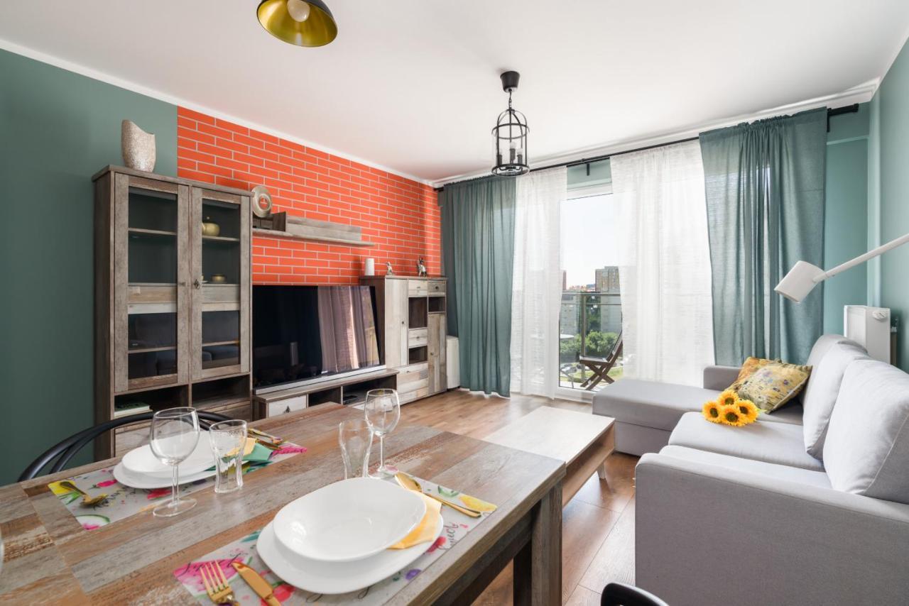 Poznan Serbska 2 Miejsca Parkingowe By Noclegi Renters Bagian luar foto