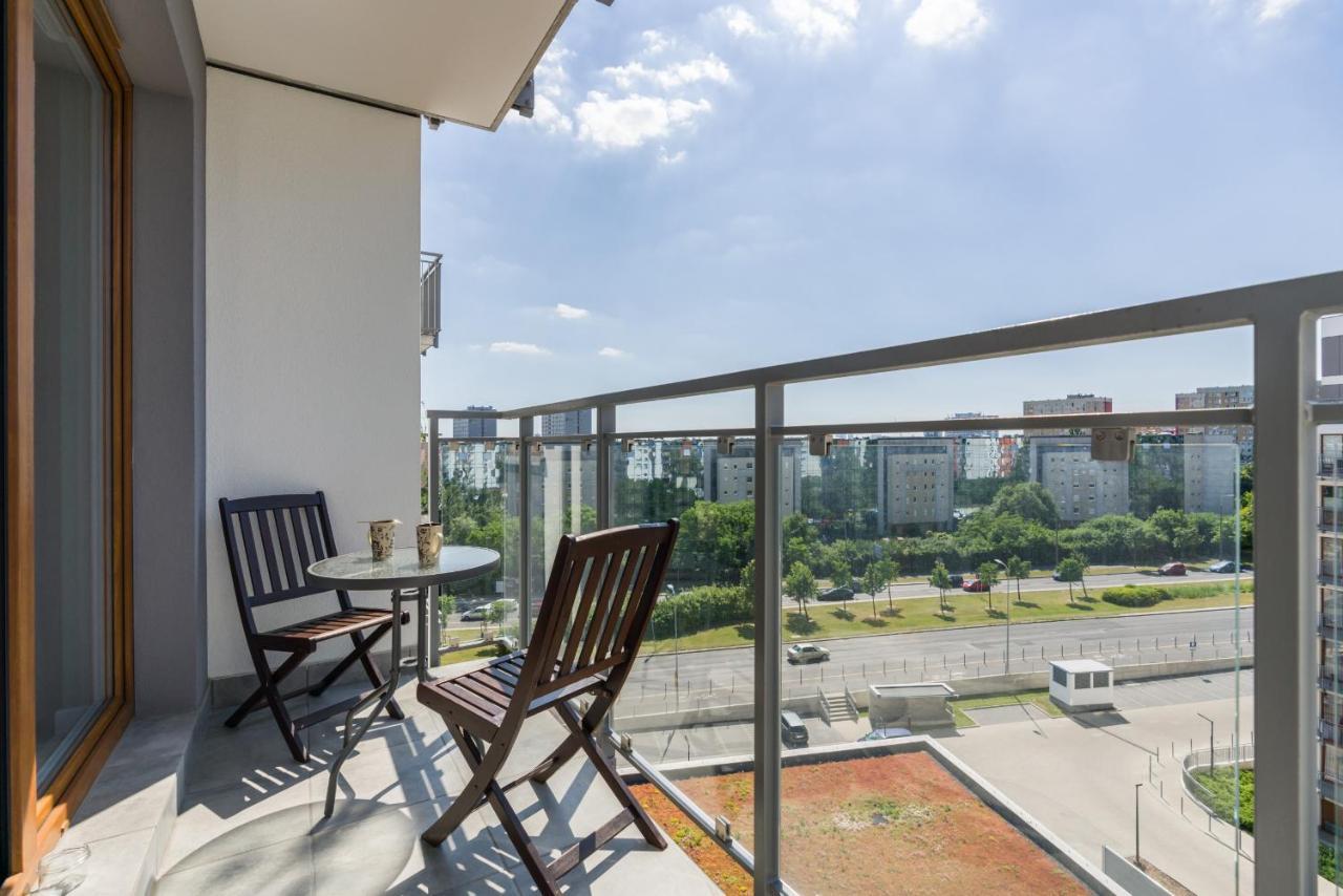 Poznan Serbska 2 Miejsca Parkingowe By Noclegi Renters Bagian luar foto