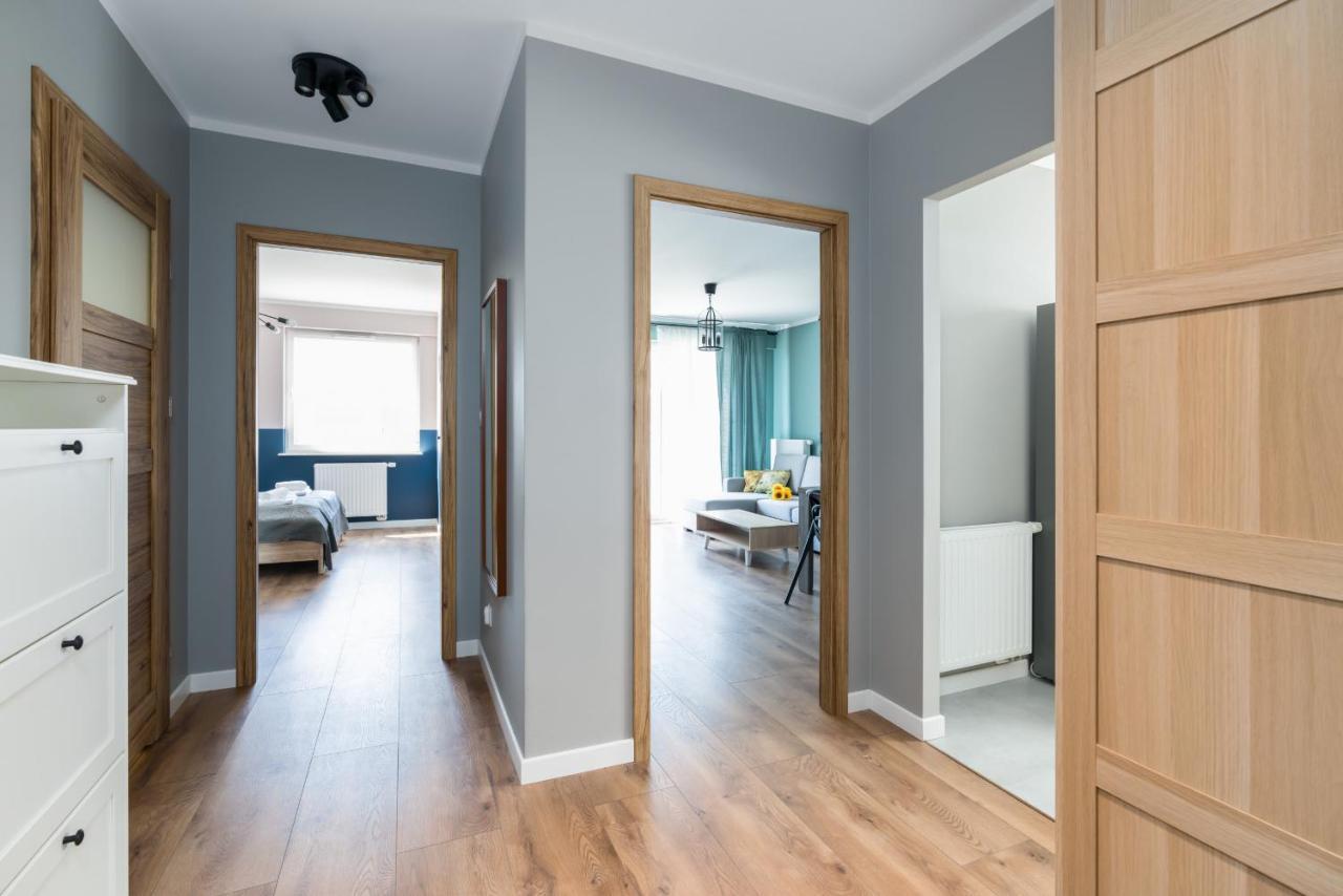 Poznan Serbska 2 Miejsca Parkingowe By Noclegi Renters Bagian luar foto