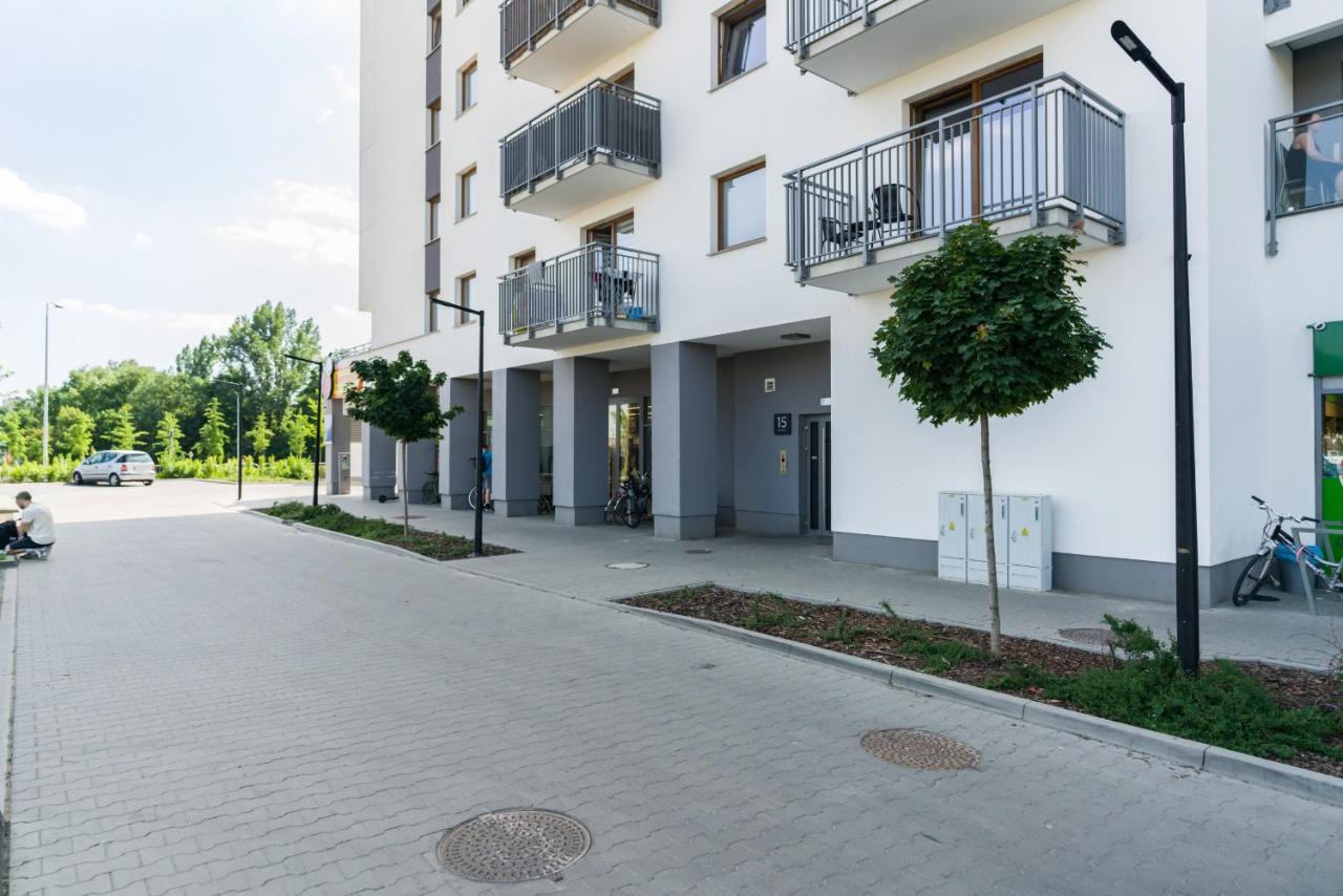 Poznan Serbska 2 Miejsca Parkingowe By Noclegi Renters Bagian luar foto